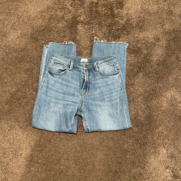 J.O.A. Brannin Light Wash Asymmetrical Hem Denim Capris - Picture 2 of 4